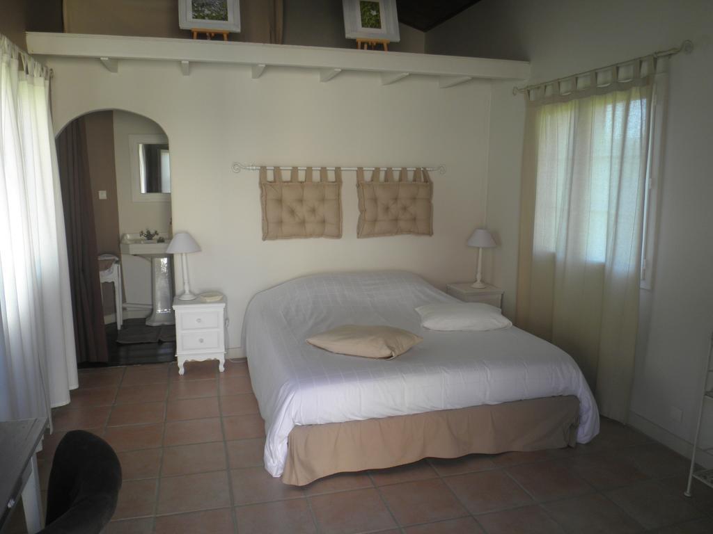 Bed and Breakfast Domaine De La Vigne Cadalen Экстерьер фото